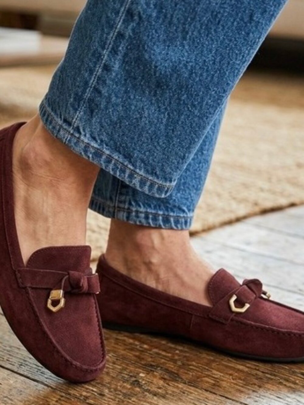 NEW - Cole Haan Evelyn Burgundy Suede Knot Drivers Shoes Size 7B